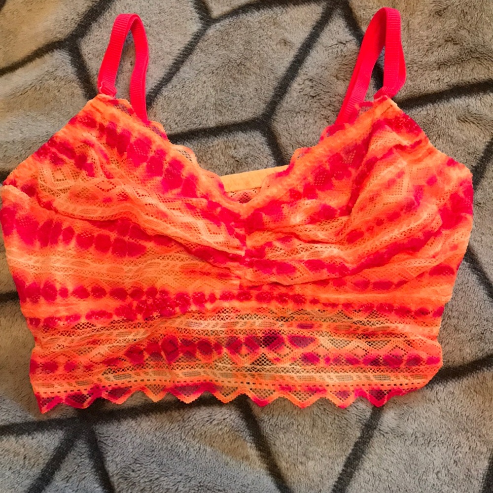 VS PINK BRALETTE